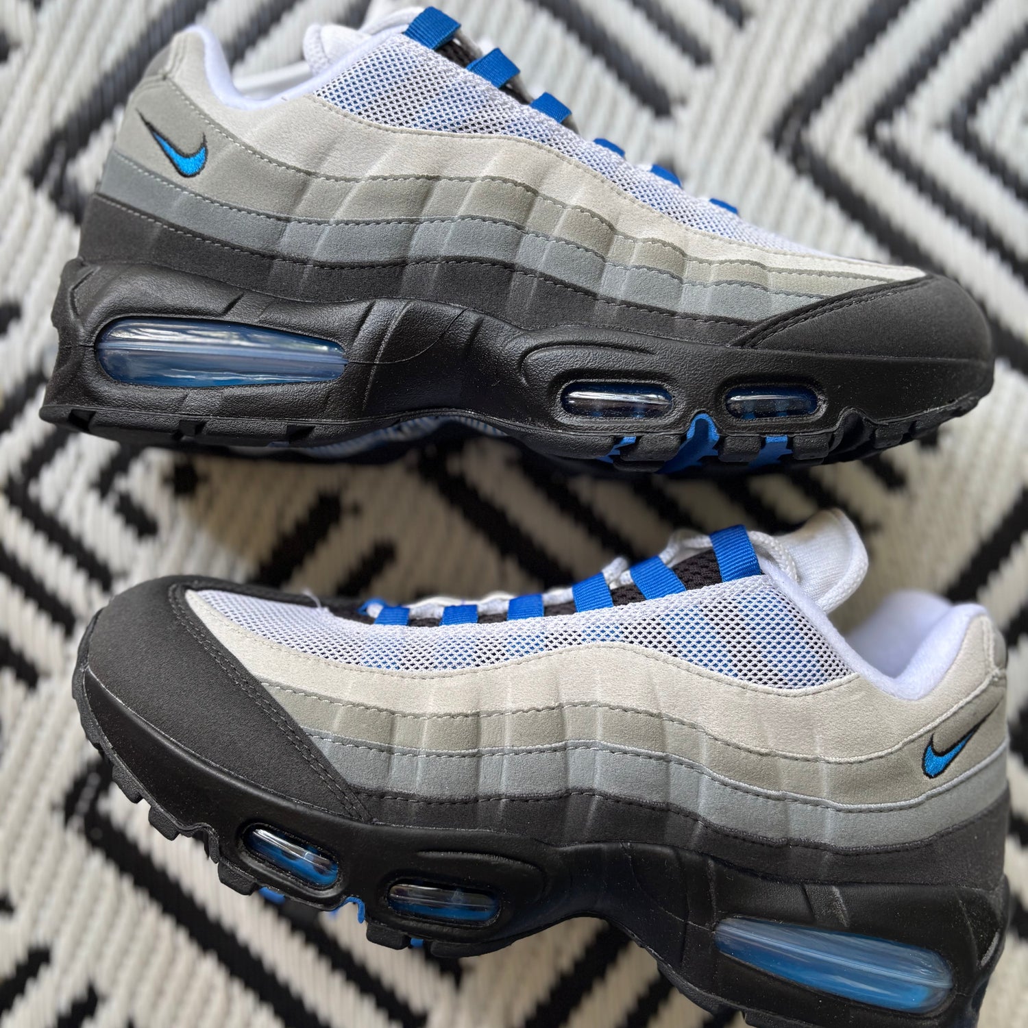 Nike Air Max 95 OG Big Bubble "Blue Spark"